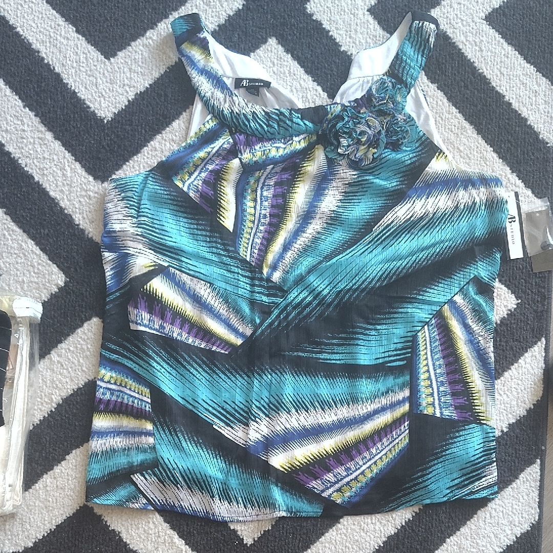 Multi-Colored Asymmetrical Ruffled Tank Top Sz Xl Nwt — image 6 of 6